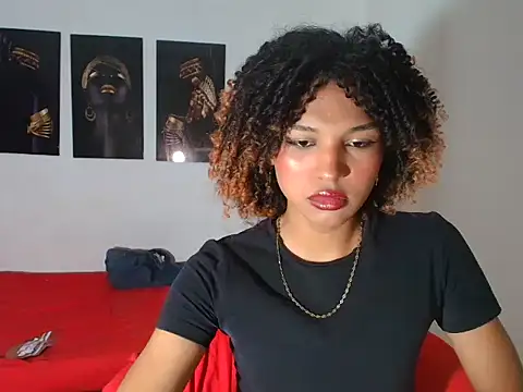 Snapshot of Elianisbigcock chatting on 07.09.26 Elianisbigcock online show from 07.09.26