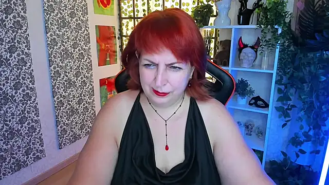 Joana Woods online show from 08.09.26