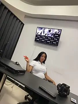 Snapshot of Julieta_Vegaax chatting on 06.19.26 Julieta Vegaax online show from 06.19.26