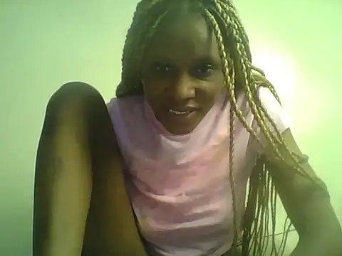Snapshot of DelteAfriq chatting on 06.28.26 DelteAfriq online show from 06.28.26