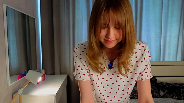 Snapshot of SunnySikarskie chatting on 07.09.26 SunnySikarskie online show from 07.09.26