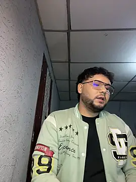 Snapshot of Johnny_Deep22 chatting on 06.19.26 Johnny Deep22 online show from 06.19.26