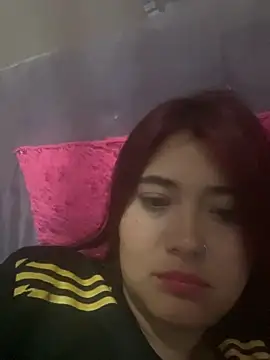 Snapshot of cerecita17 chatting on 06.21.26 cerecita17 online show from 06.21.26