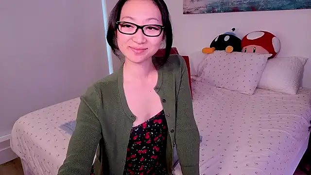 MySweetSofie online show from 11.17.25