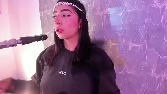cherry skinnyy  online show from 07.21.26