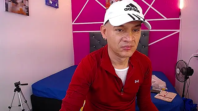 Snapshot of Cesirry_ chatting on 07.22.26 Cesirry online show from 07.22.26