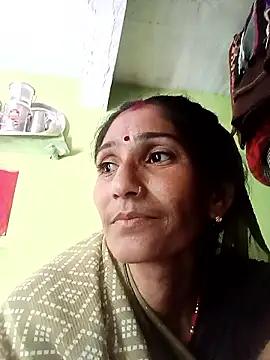 Snapshot of Umakumari90 chatting on 06.20.26 Umakumari90 online show from 06.20.26