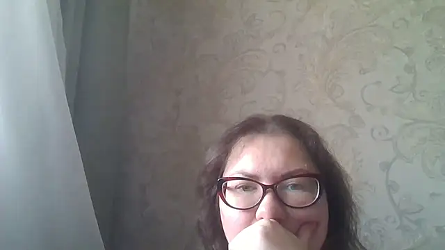 Snapshot of Niretta chatting on 07.11.26 Niretta online show from 07.11.26