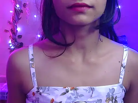 Yours-Zoya online show from 08.02.26