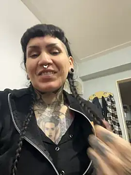 PamVamp online show from 06.20.26