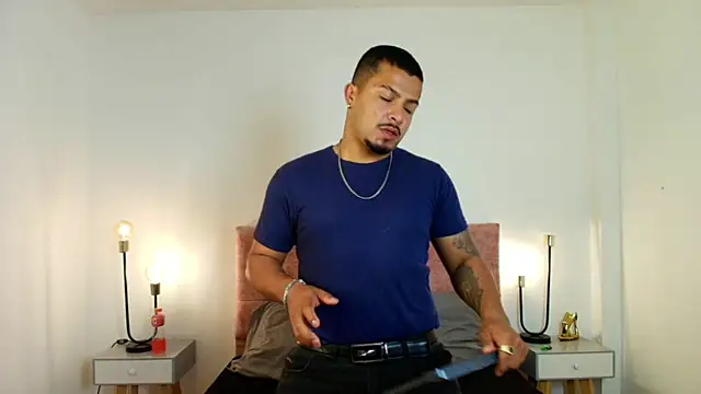 Snapshot of BrunoSilva_ chatting on 06.25.26 BrunoSilva online show from 06.25.26