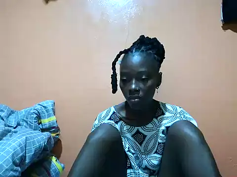 petite clara2 online show from 07.02.26