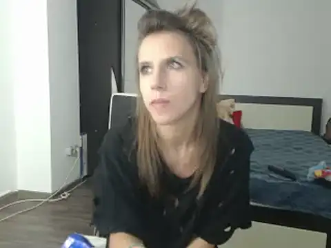 DedeSibel online show from 02.22.25