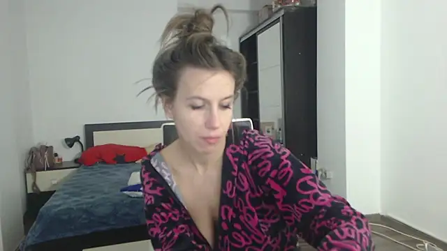 DedeSibel online show from 02.25.25