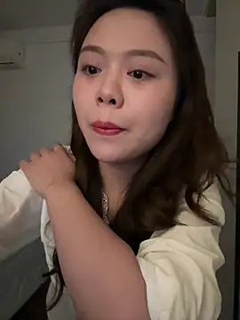 200415zhou online show from 06.24.26