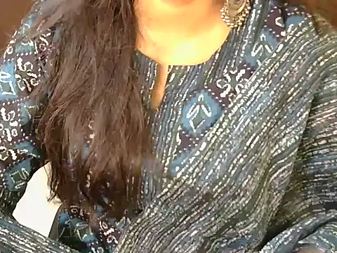 Snapshot of SWEET_Salma chatting on 07.14.26 SWEET Salma online show from 07.14.26