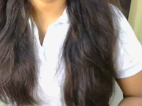 Snapshot of SWEET_Salma chatting on 07.17.26 SWEET Salma online show from 07.17.26