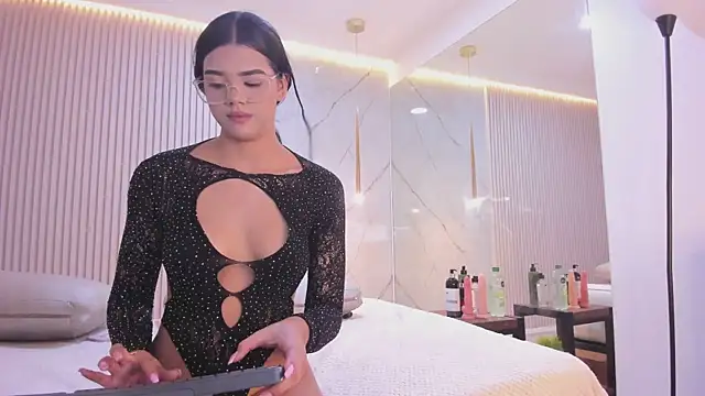 kimberly montiel online show from 08.08.26