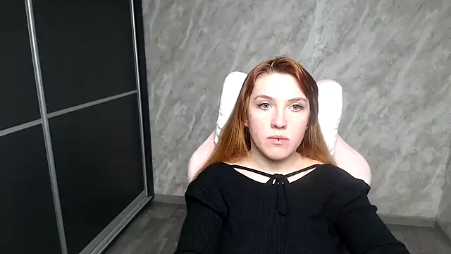 Snapshot of Reginasmilee chatting on 01.14.26 Reginasmilee online show from 01.14.26