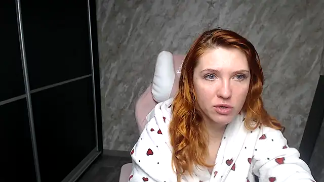 Snapshot of Reginasmilee chatting on 02.23.26 Reginasmilee online show from 02.23.26