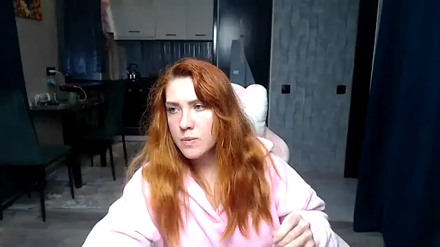 Reginasmilee online show from 04.10.26