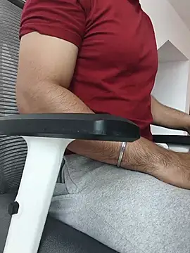 8inch hunk19 online show from 08.04.26