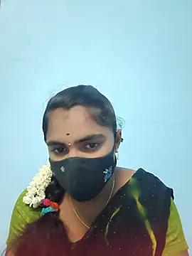 Snapshot of Megavarthinii chatting on 06.24.26 Megavarthinii online show from 06.24.26