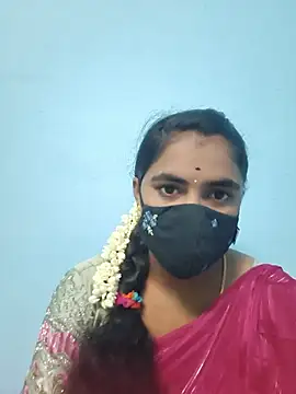 Snapshot of Megavarthinii chatting on 06.27.26 Megavarthinii online show from 06.27.26