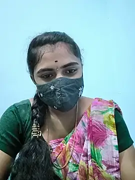 Snapshot of Megavarthinii chatting on 07.25.26 Megavarthinii online show from 07.25.26