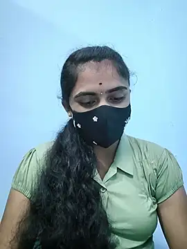 Snapshot of Megavarthinii chatting on 07.28.26 Megavarthinii online show from 07.28.26
