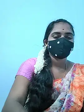 Snapshot of Megavarthinii chatting on 08.04.26 Megavarthinii online show from 08.04.26