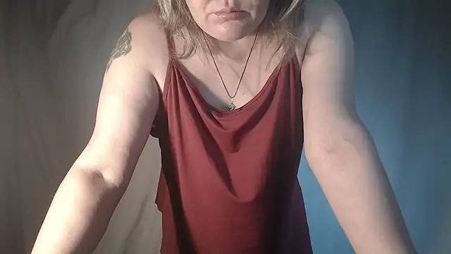 Snapshot of sexynipl chatting on 06.29.26 sexynipl online show from 06.29.26