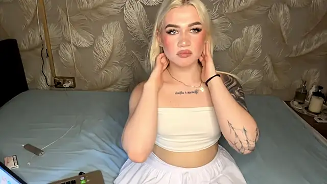 Katie Glow online show from 06.29.26