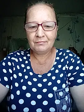 Snapshot of NikolettaLove077 chatting on 06.27.26 NikolettaLove077 online show from 06.27.26