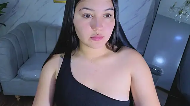 Snapshot of alisson_sweet_t chatting on 07.18.26 alisson sweet t online show from 07.18.26