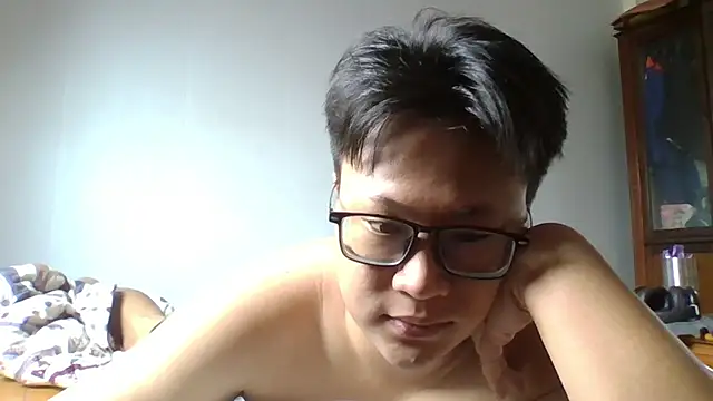 Snapshot of Zeusexxxx chatting on 07.31.26 Zeusexxxx online show from 07.31.26