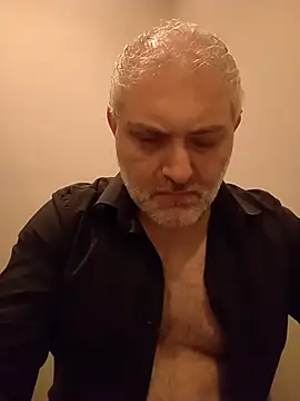 Snapshot of Alessio8000 chatting on 06.29.26 Alessio8000 online show from 06.29.26