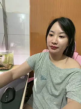 QuynhAnh68 online show from 07.11.26