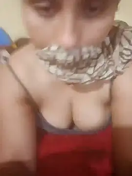Gayatrthakur00000 online show from 06.30.26