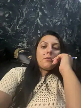 Snapshot of maraioana chatting on 07.25.26 maraioana online show from 07.25.26