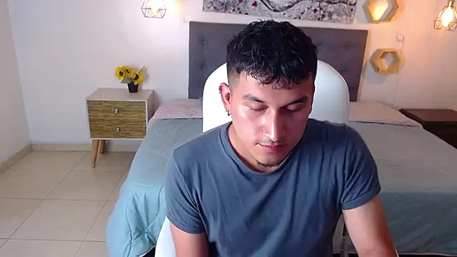 Snapshot of Lucas_morenty chatting on 07.04.26 Lucas morenty online show from 07.04.26