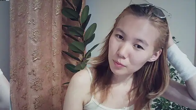 Snapshot of MammieLippoldt chatting on 07.03.26 MammieLippoldt online show from 07.03.26