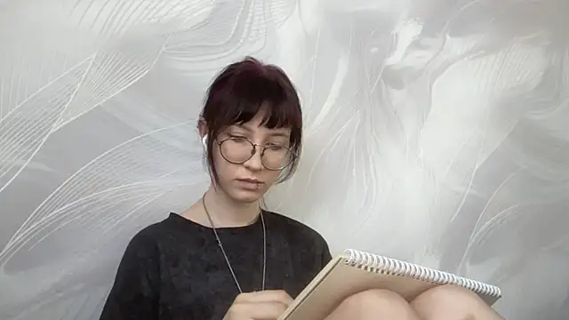 Snapshot of AnnamaeNagase chatting on 07.04.26 AnnamaeNagase online show from 07.04.26