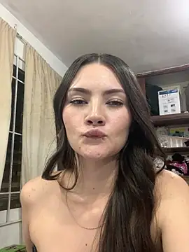 Snapshot of Bellamiller2 chatting on 07.15.26 Bellamiller2 online show from 07.15.26