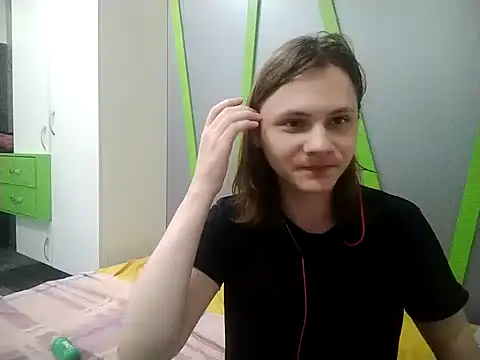 Snapshot of Aksiturat chatting on 07.13.26 Aksiturat online show from 07.13.26