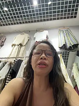 Snapshot of mimi_wife chatting on 07.10.26 mimi wife online show from 07.10.26