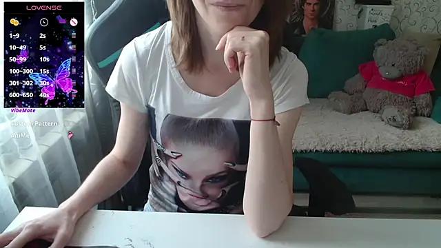Snapshot of __Alisa__ chatting on 07.06.26 Alisa online show from 07.06.26
