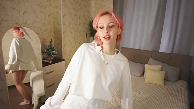 Snapshot of ErmelindaRottner chatting on 07.13.26 ErmelindaRottner online show from 07.13.26