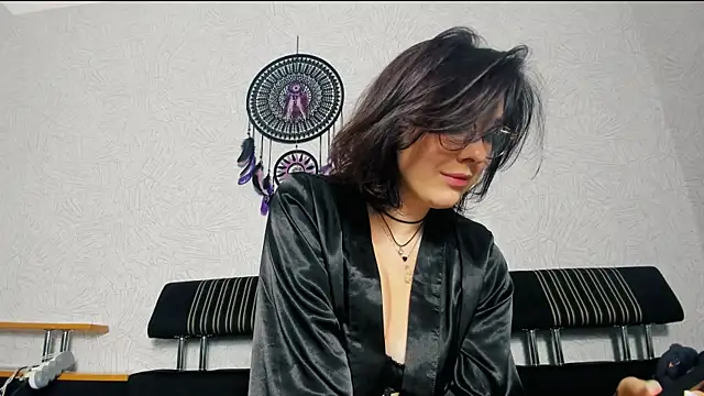 Snapshot of DI_Fetish chatting on 07.16.26 DI Fetish online show from 07.16.26