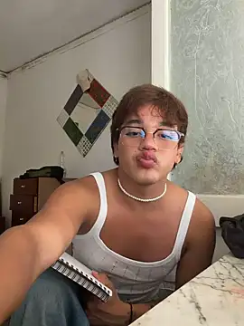 NUNNUN1 online show from 07.20.26